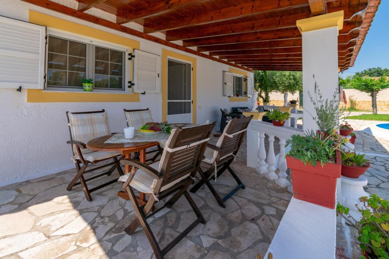 Halikounas Villa Saia מראה חיצוני תמונה